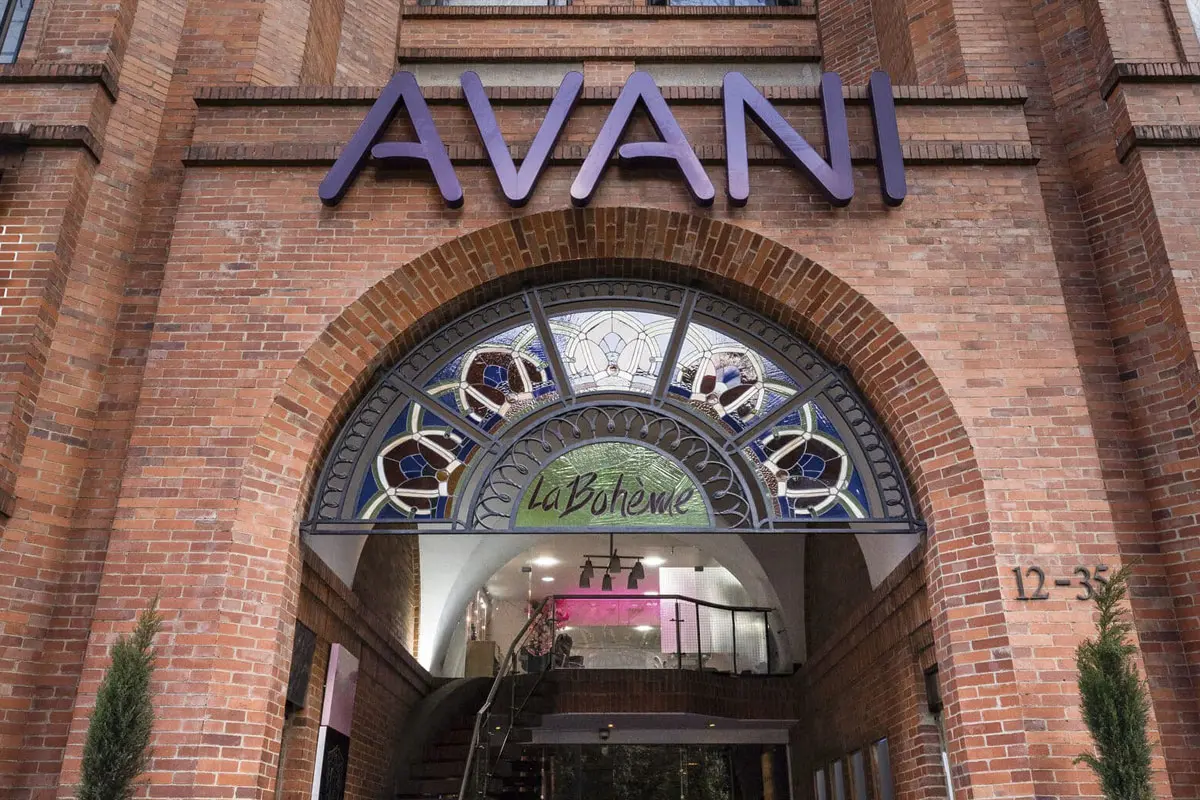 AVANI安凡尼酒店标志设计含义及酒店品牌设计理念