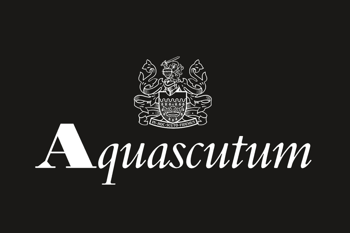 Aquascutum雅格狮丹logo设计含义及服装品牌设计理念