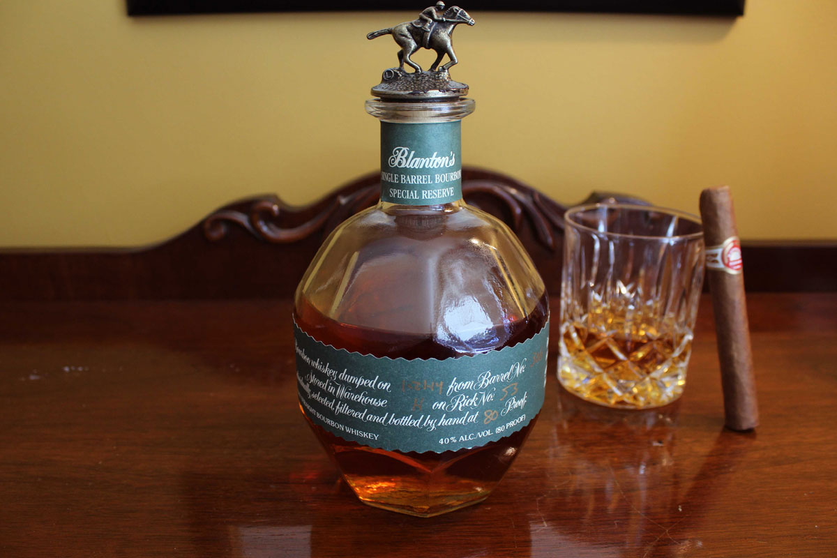 Blanton's标志设计含义及威士忌品牌设计理念