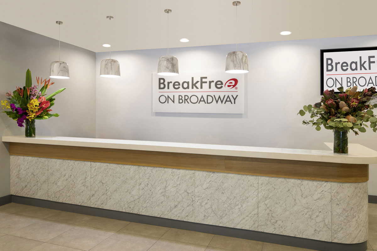 BreakFree贝可菲立酒店标志设计含义及酒店品牌设计理念