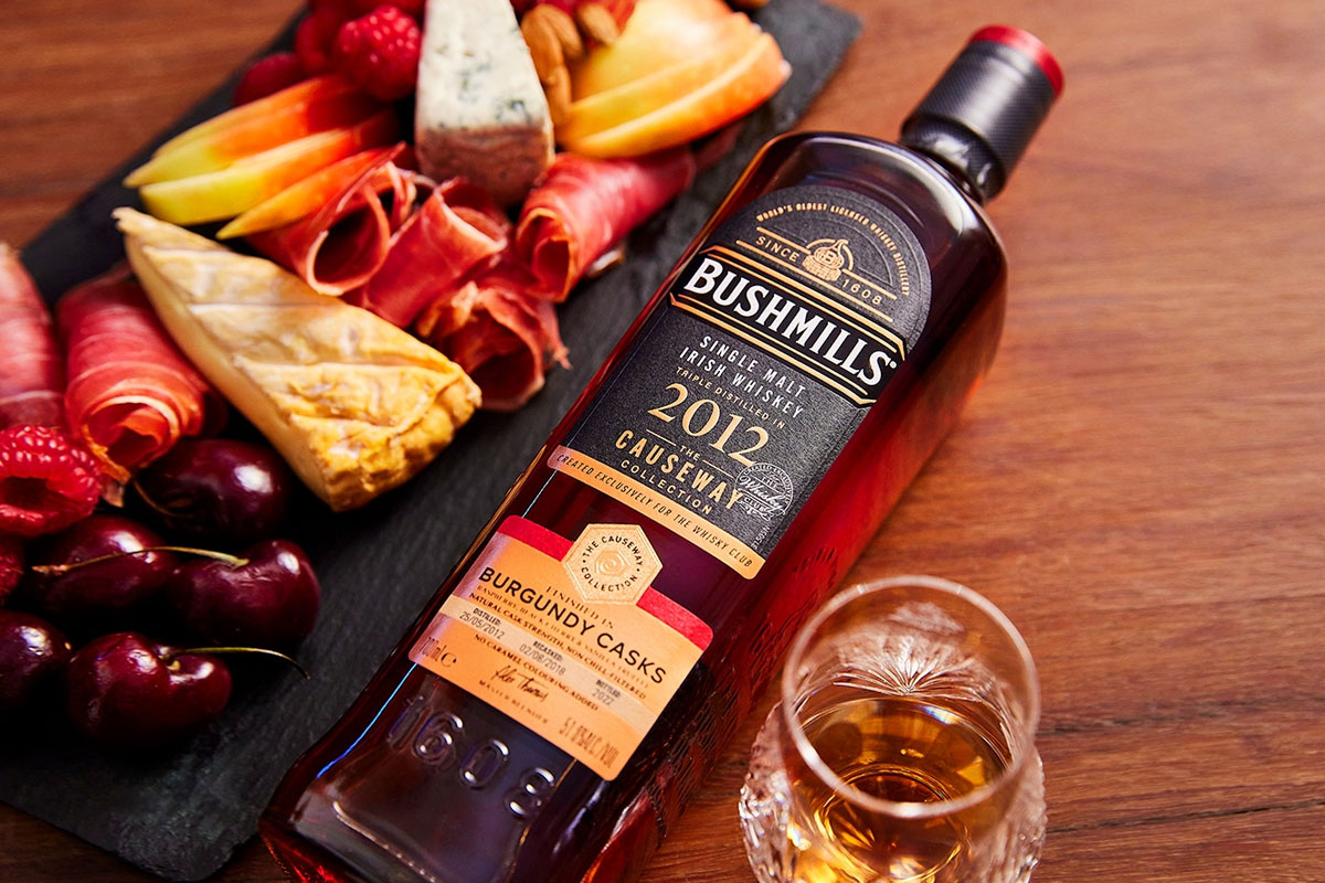 Bushmills标志设计含义及威士忌品牌设计理念