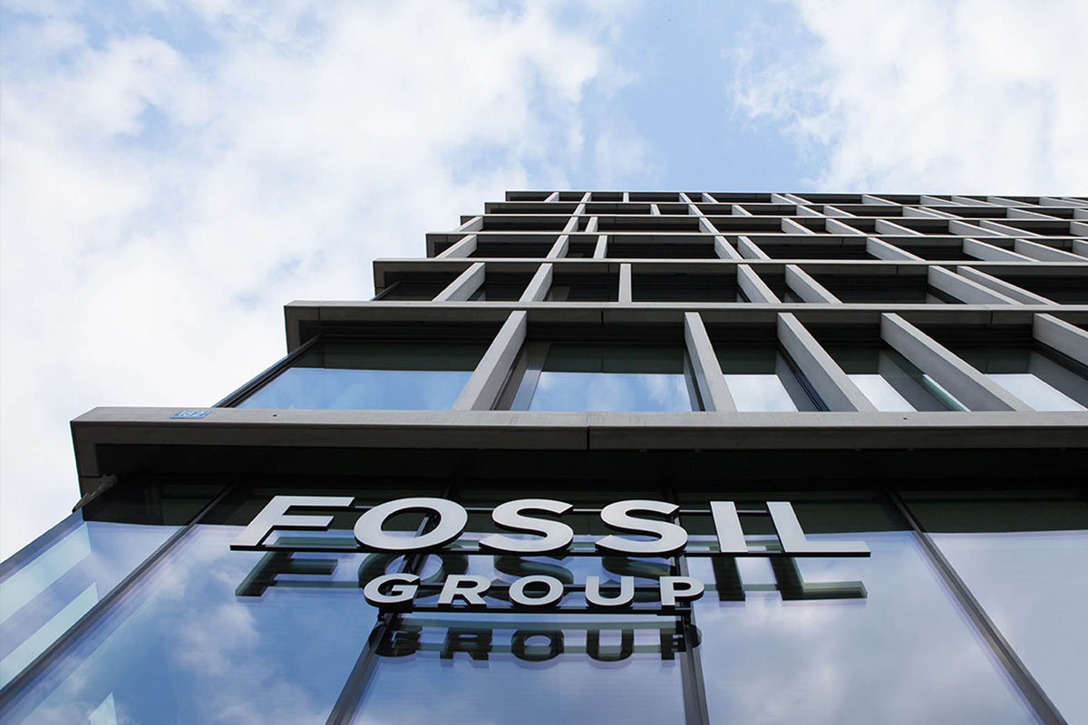 Fossil化石标志设计含义及手表品牌设计理念