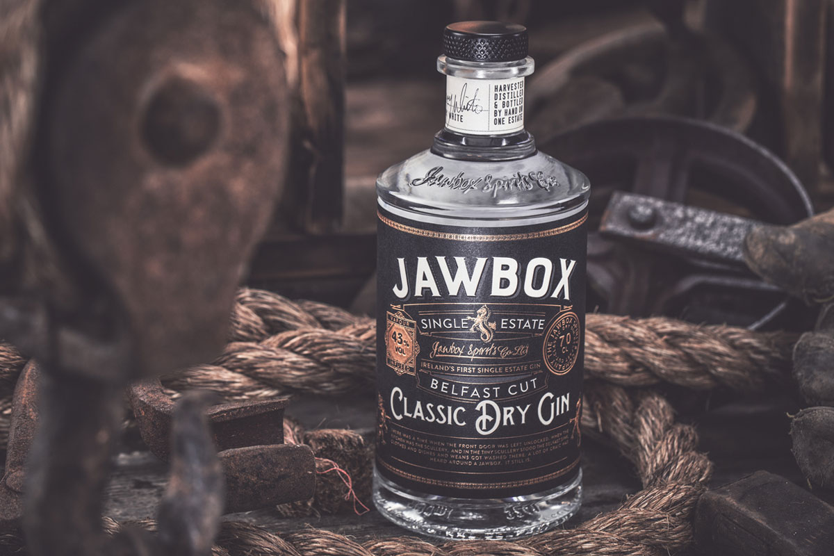 Jawbox标志设计含义及杜松子酒品牌设计理念