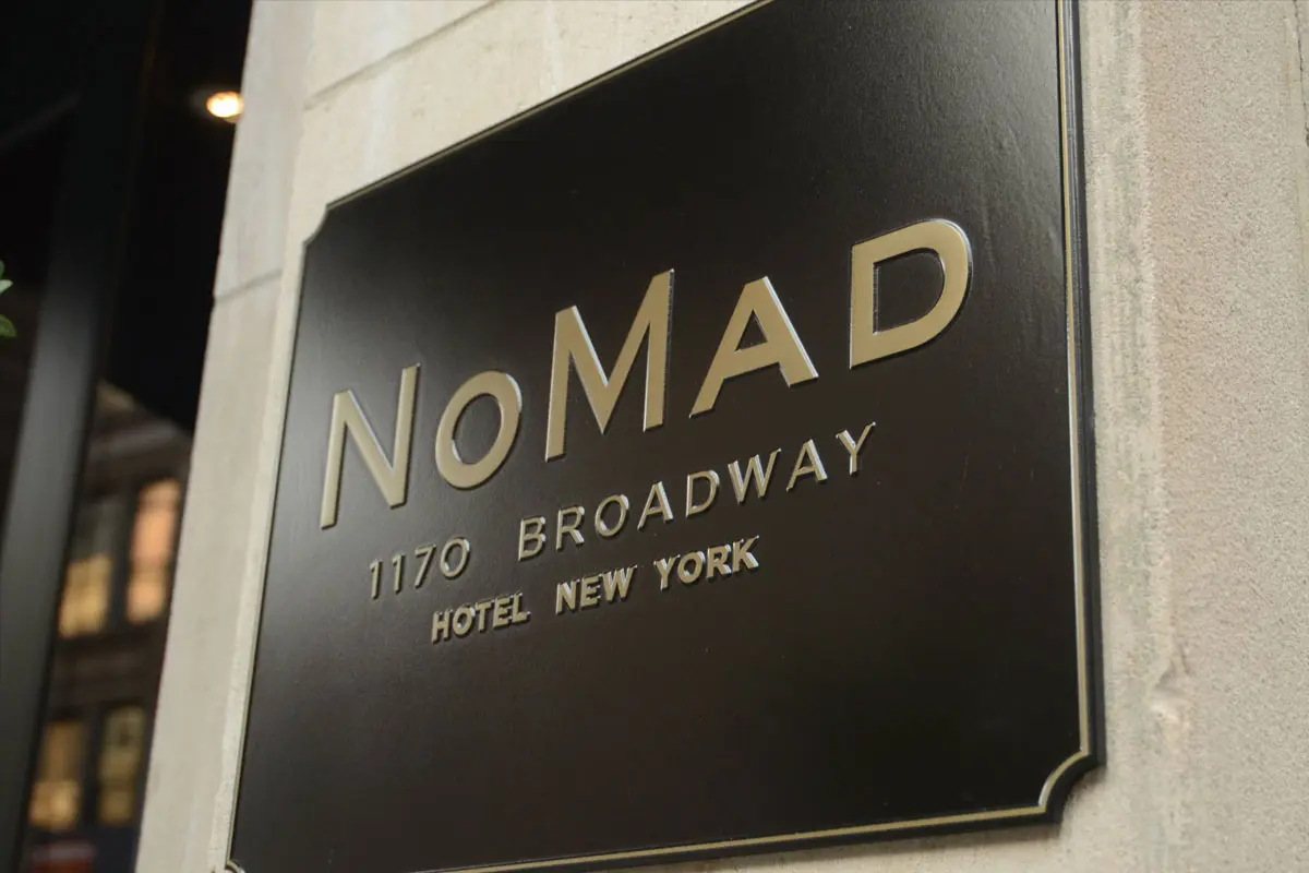NOMAD酒店标志设计含义及酒店品牌设计理念