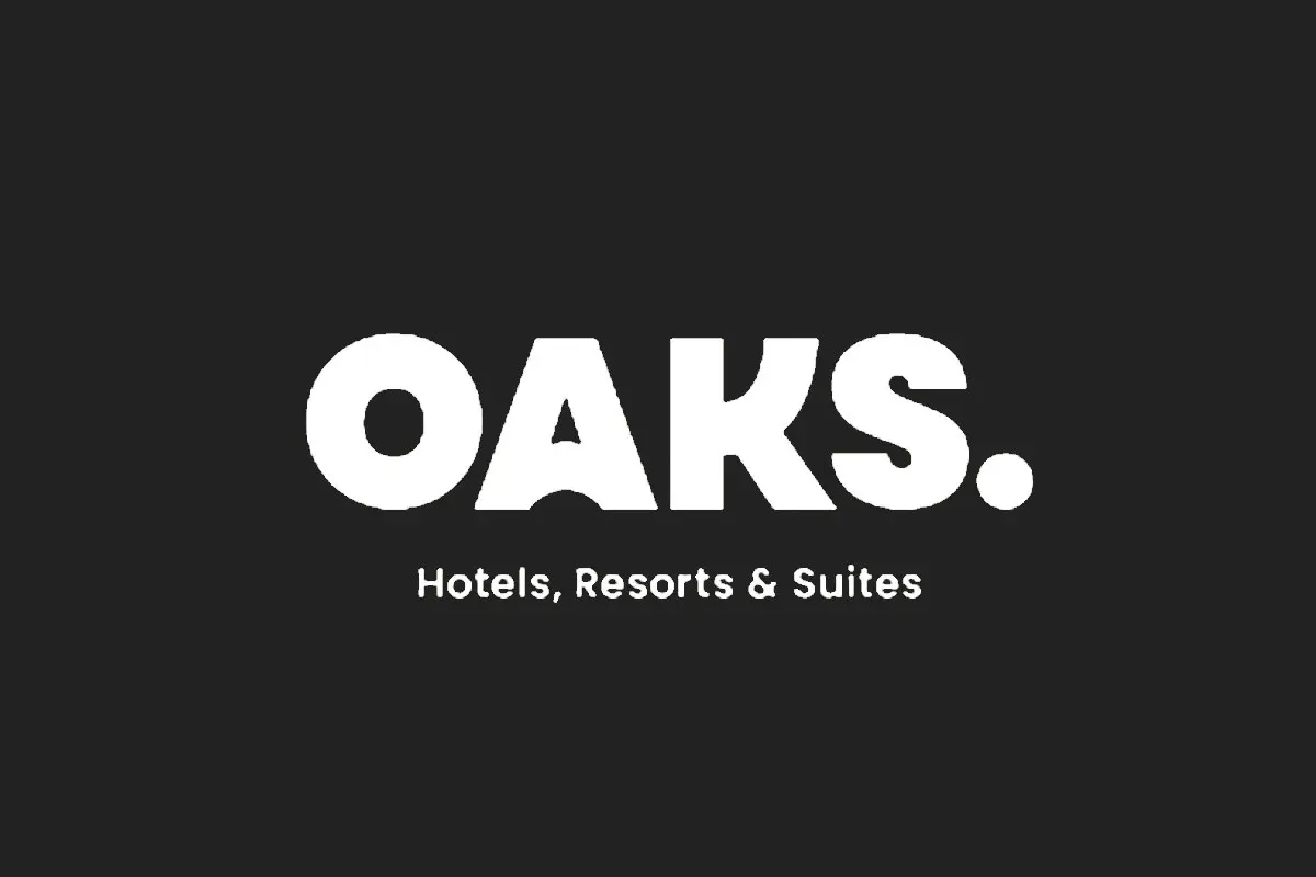 OAKS盛橡酒店品牌反白LOGO