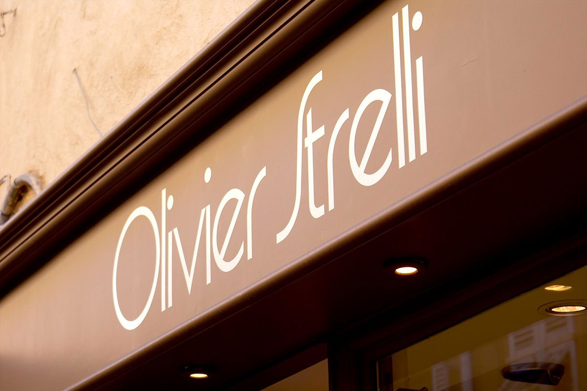 Olivier Strelli奥利维尔.斯泰利标志设计含义及服装品牌设计理念