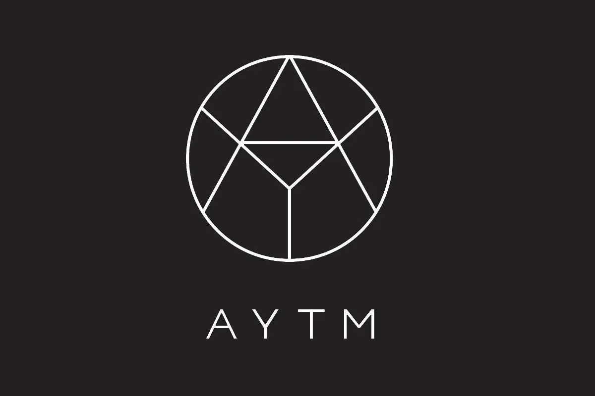 AYTM反白LOGO