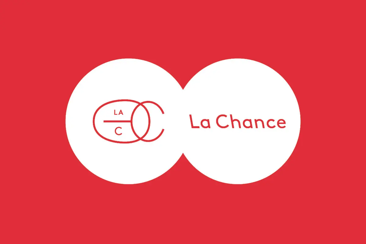 LA CHANCE反白logo