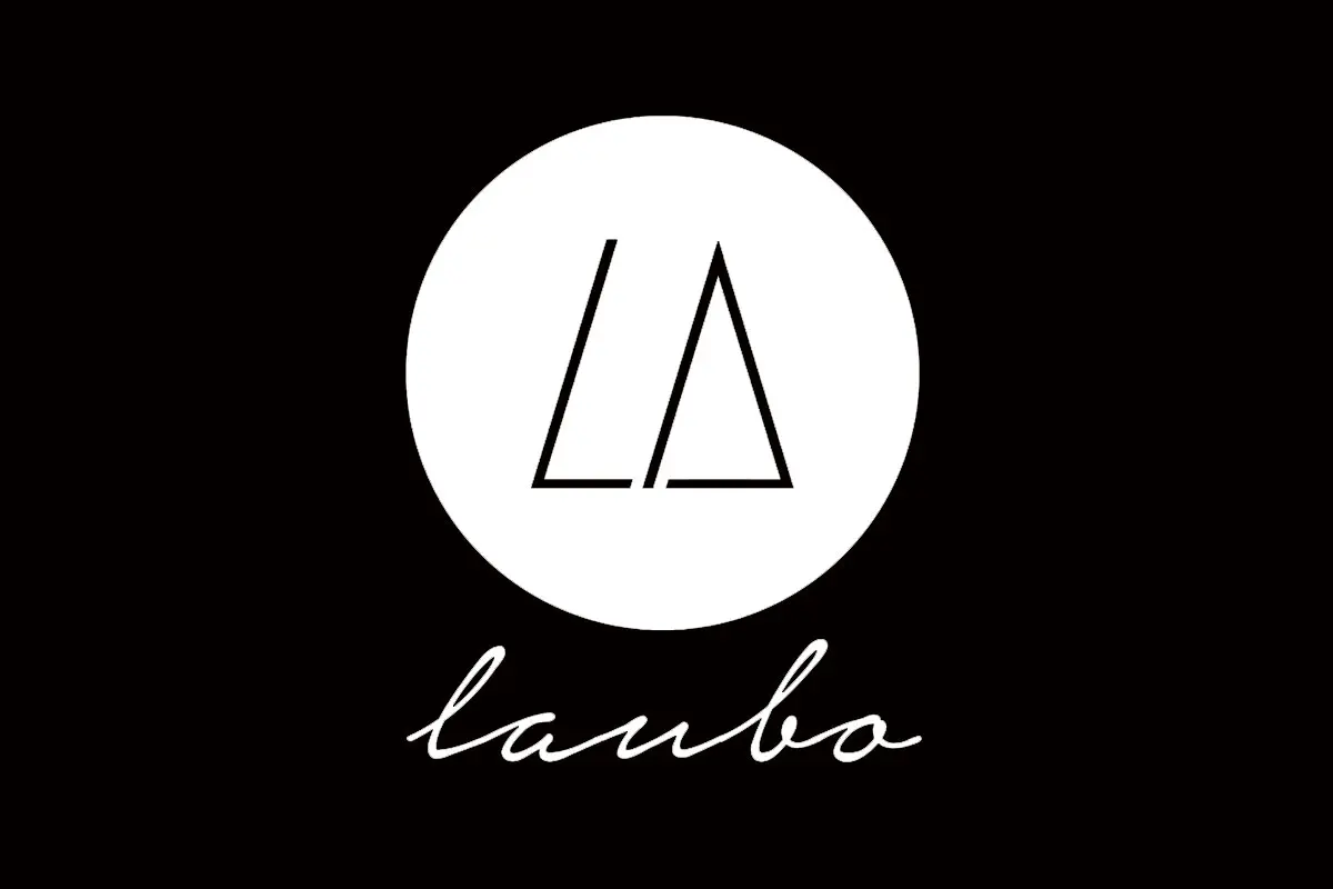LAUBO反白logo