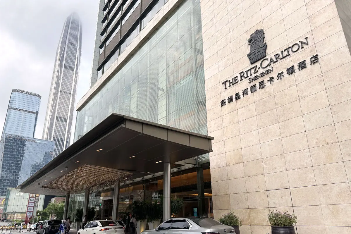 The Ritz Carlton丽思卡尔顿酒店标志设计含义及酒店品牌设计理念