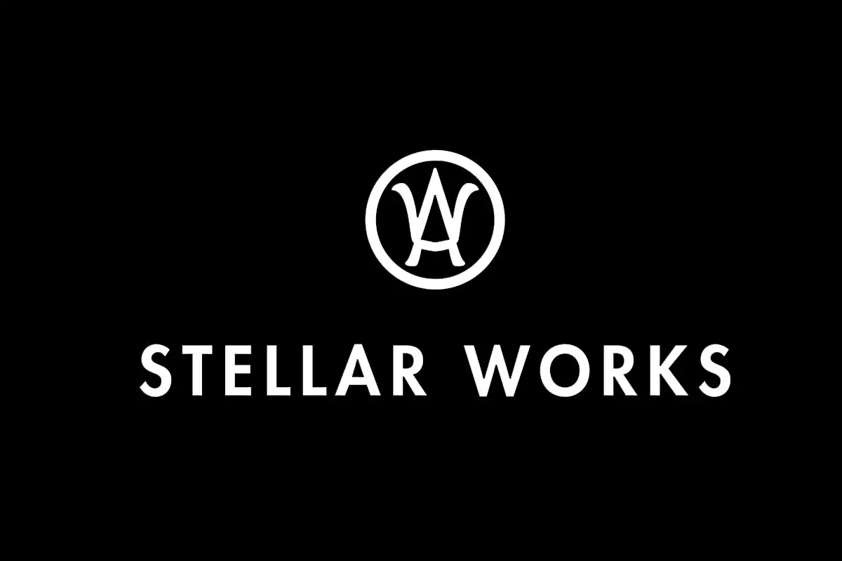 Stellar Works恒星反白LOGO