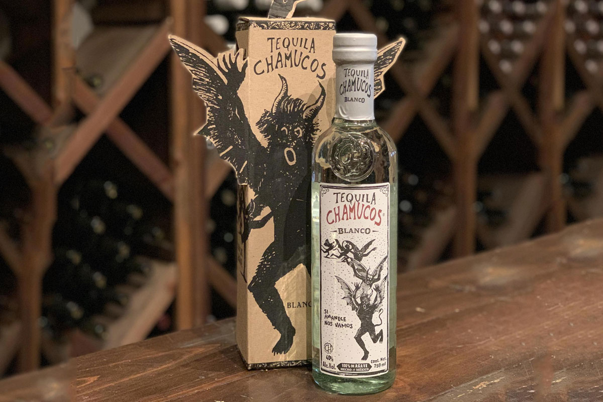 Tequila Chamucos标志设计含义及龙舌兰品牌设计理念