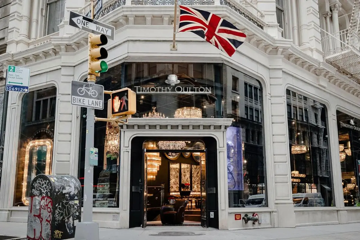 Timothy Oulton标志设计含义及家具品牌设计理念