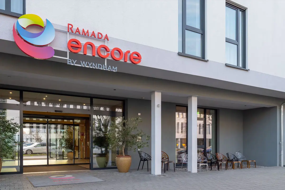 Encore华美达安可酒店标志设计含义及酒店品牌设计理念