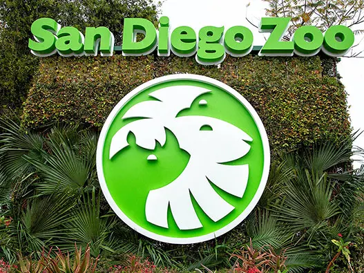 San Diego Zoo美国圣地亚哥动物园logo设计含义及游乐园品牌设计理念