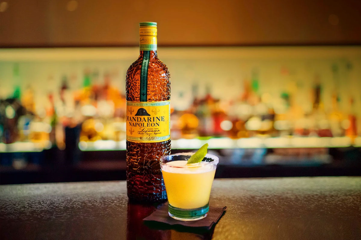 Mandarine Napoléon标志设计含义及利口酒品牌设计理念