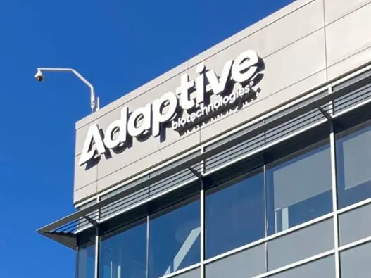 Adaptive Biotechnologies MRD血液肿瘤logo设计含义及生物技术品牌理念	